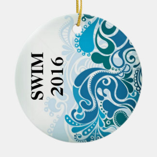 Zwerper met kerstboomversiering keramisch ornament
