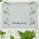 Zwitserland Edelweiss bloemen monogram naam Theedoek<br><div class="desc">Zwitserse Edelweiss keukenhanddoeken. U kunt uw eigen naam toevoegen om te personaliseren.</div>
