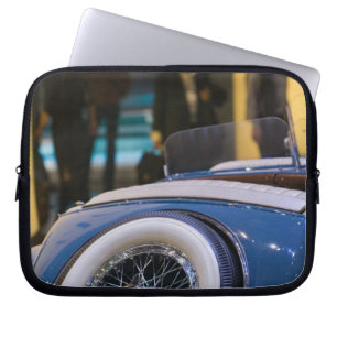 ZWITSERLAND, GENEVE: 75e jaarlijkse autosalon van  Laptop Sleeve