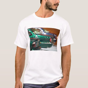 ZWITSERLAND, GENEVE: 75e jaarlijkse autosalon van T-shirt
