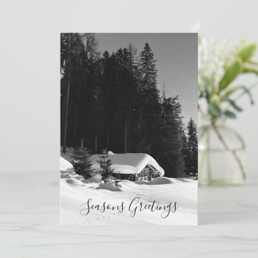 Zwitsers chalet in de sneeuw feestdagenkaart (Staand voorkant)